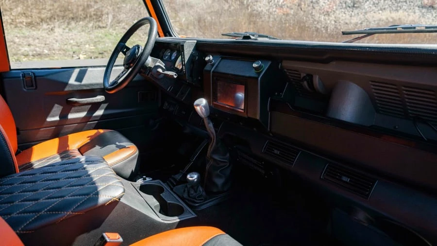 1987 Land Rover Defender 110 - Image 24 of 31