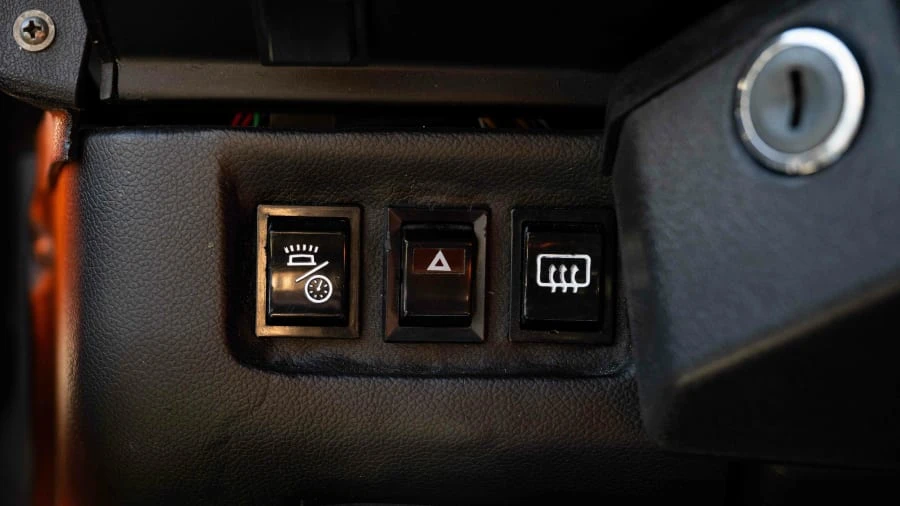 1987 Land Rover Defender 110 - Image 28 of 31