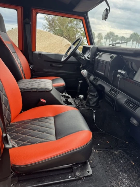 1987 Land Rover Defender 110 - Image 8 of 12