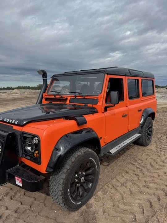 1987 Land Rover Defender 110 - Image 6 of 12