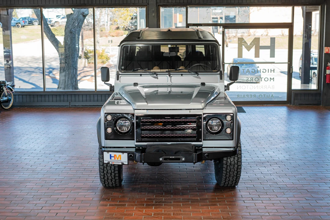 1987 Land Rover Defender 110 - Image 6 of 31