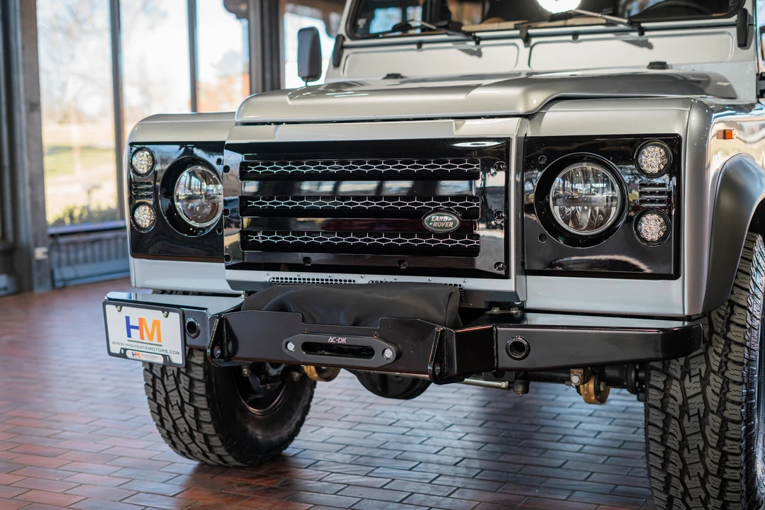 1987 Land Rover Defender 110 - Image 18 of 31