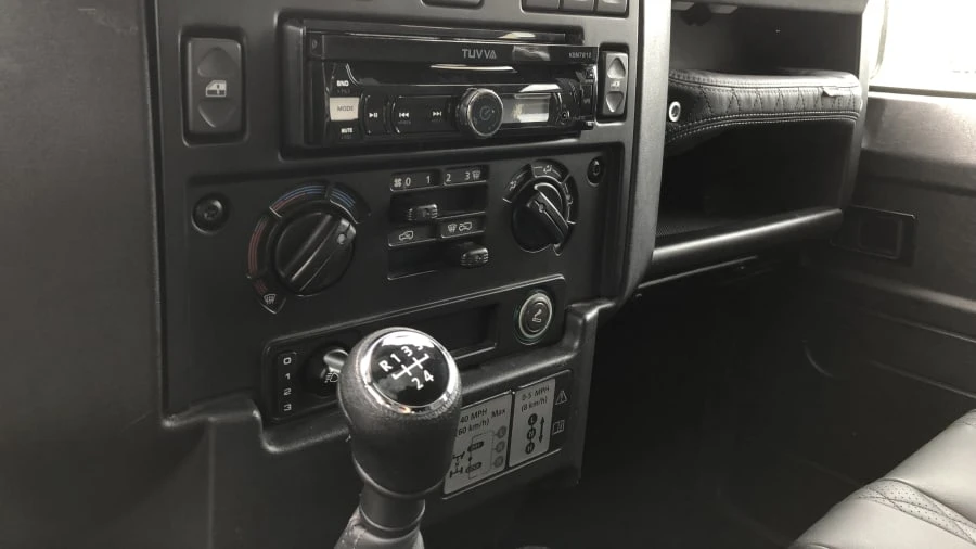 1987 Land Rover Defender 110 - Image 5 of 12