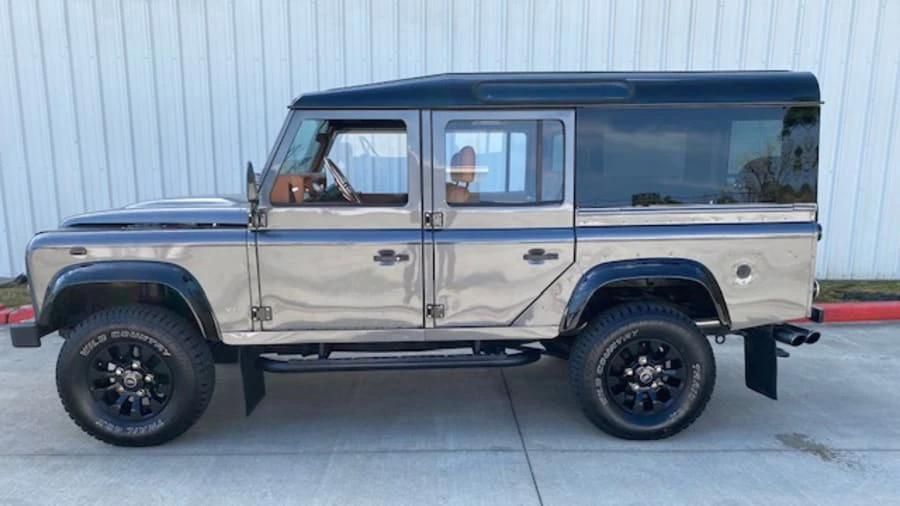 1987 Land Rover Defender 110 - Image 2 of 19