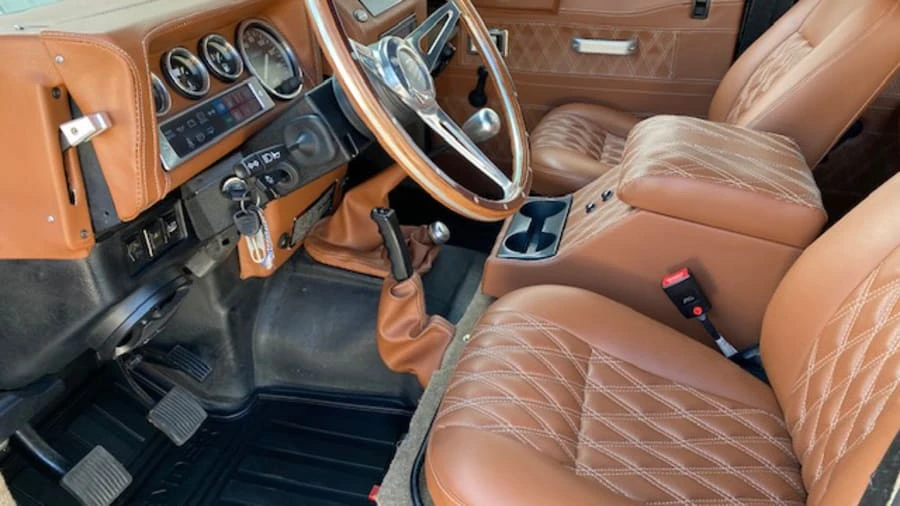 1987 Land Rover Defender 110 - Image 4 of 19