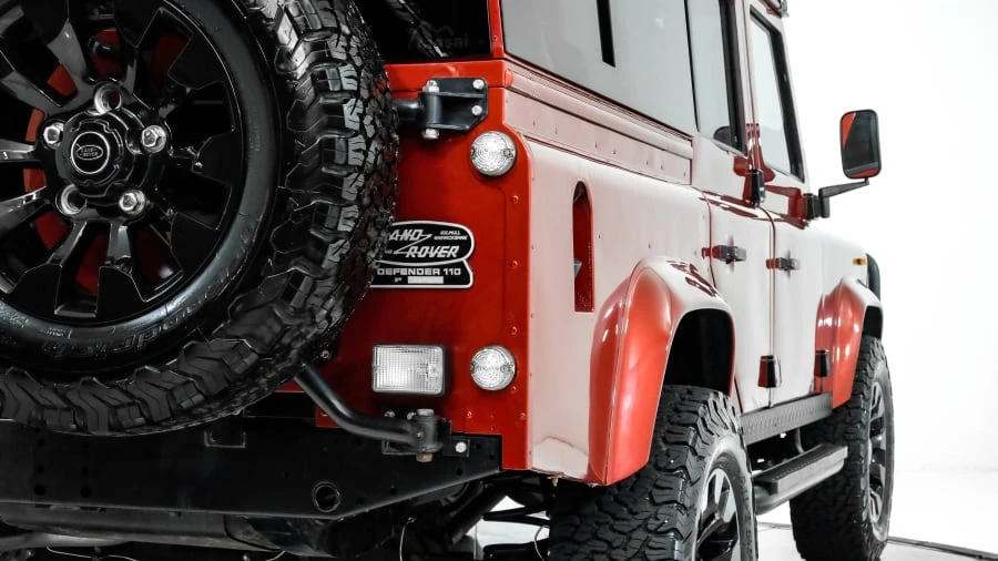 1987 Land Rover Defender 110 - Image 8 of 13