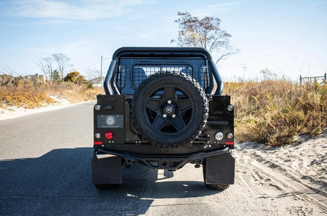 1987 Land Rover Defender 110 - Image 7 of 12