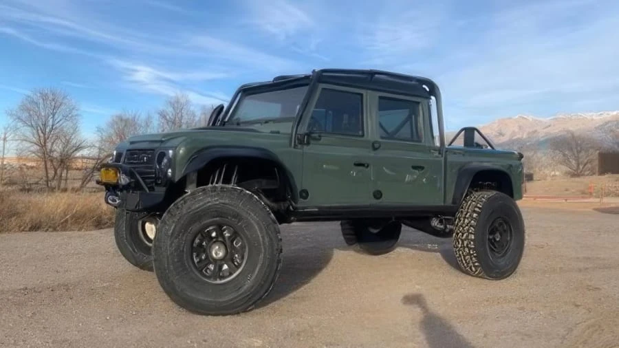 1987 Land Rover Defender 130 - Image 9 of 31