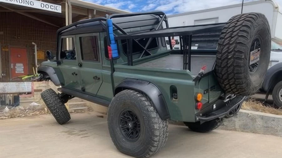1987 Land Rover Defender 130 - Image 19 of 31