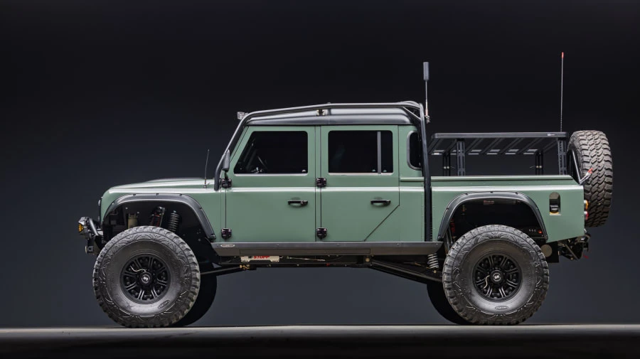 1987 Land Rover Defender 130 - Image 16 of 31