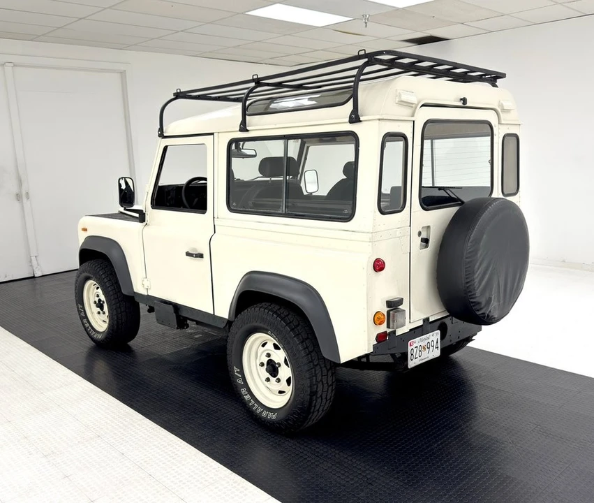 1987 Land Rover Defender 90 - Image 3 of 21