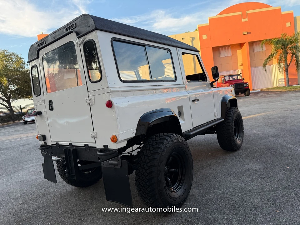 1987 Land Rover Defender 90 - Image 9 of 21