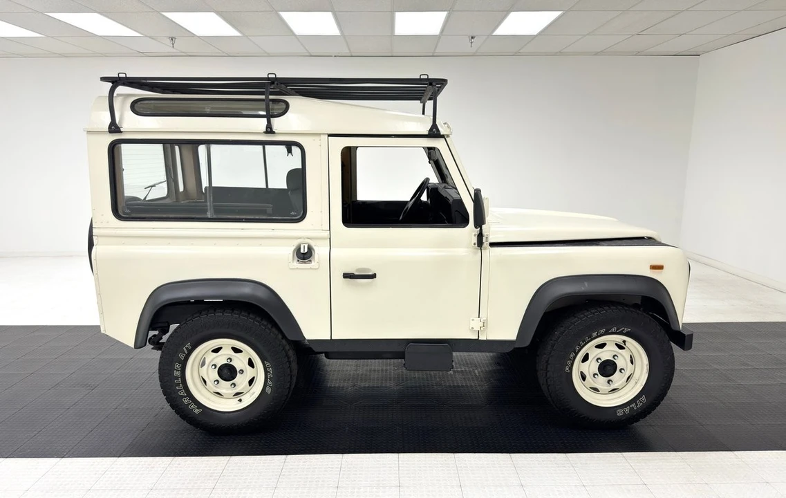 1987 Land Rover Defender 90 - Image 6 of 21
