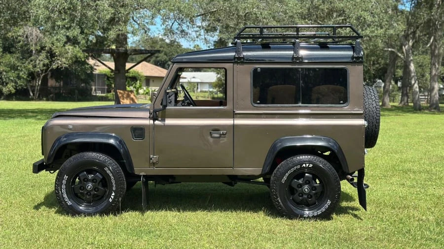 1987 Land Rover Defender 90 - Image 2 of 31