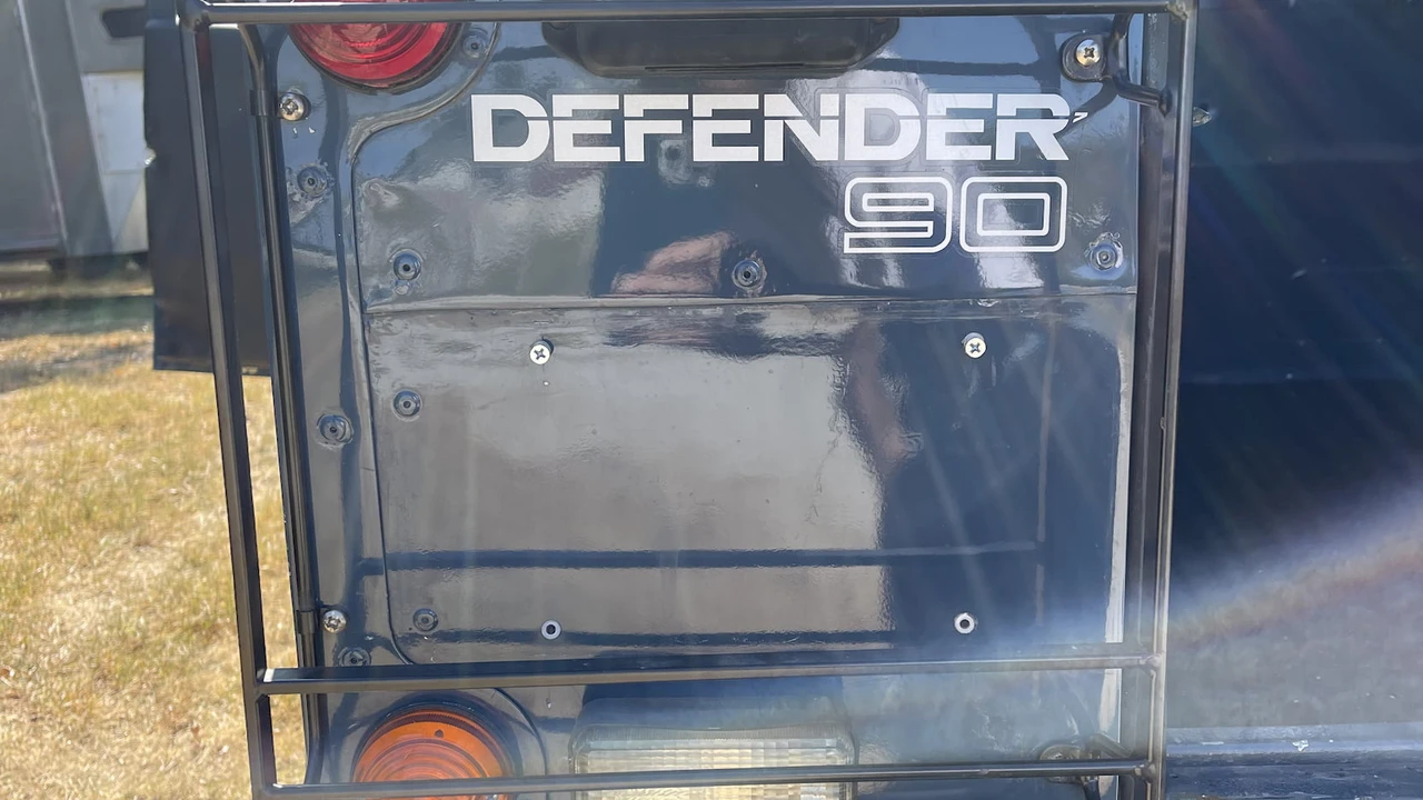 1987 Land Rover Defender 90 - Image 7 of 11
