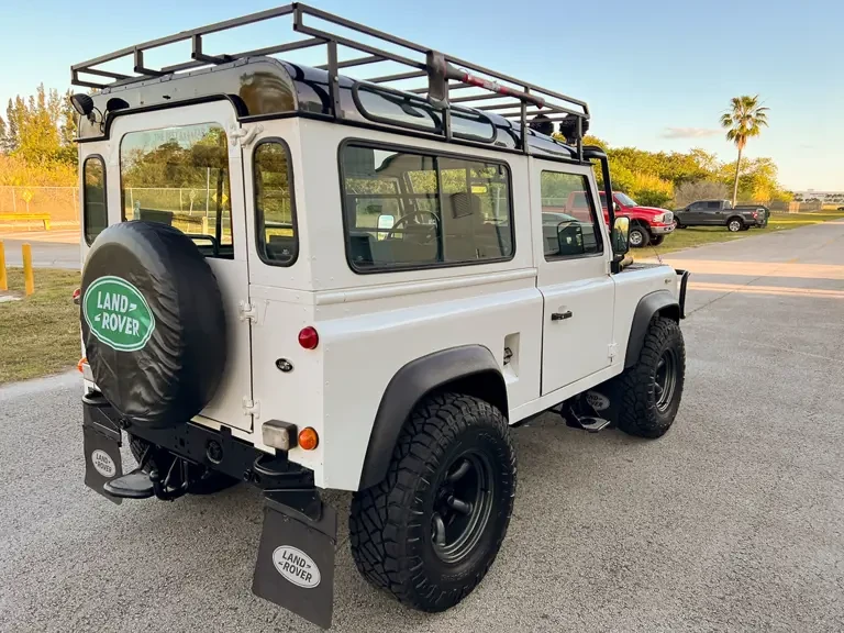 1987 Land Rover Defender 90 - Image 3 of 17