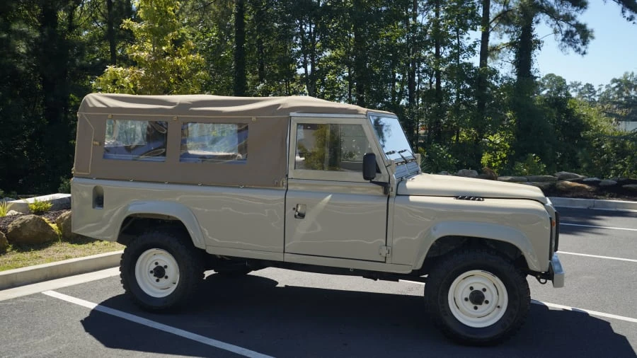 1987 Land Rover Defender - Image 9 of 30