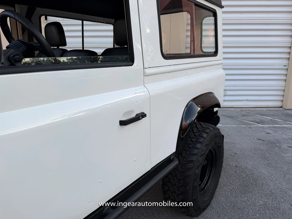 1987 Land Rover Defender 90 - Image 17 of 31