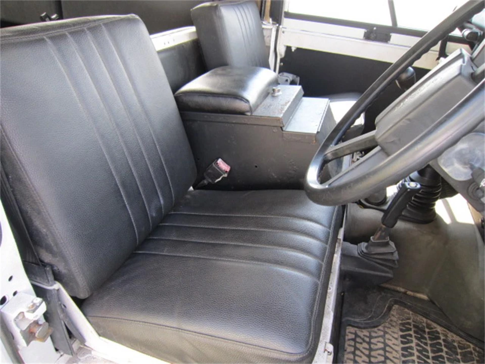 1987 Land Rover Defender - Image 9 of 25