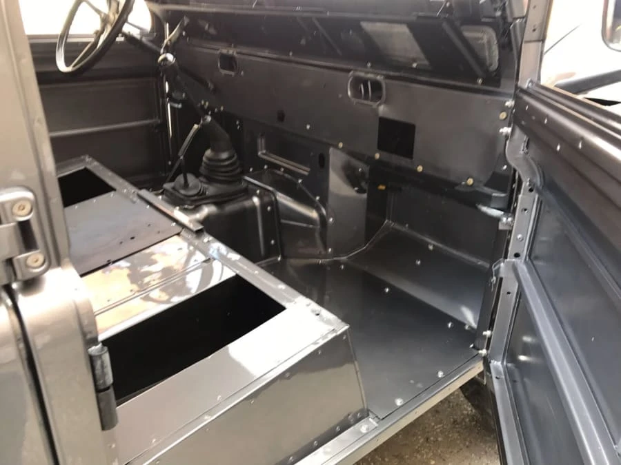 1987 Land Rover Defender - Image 6 of 12