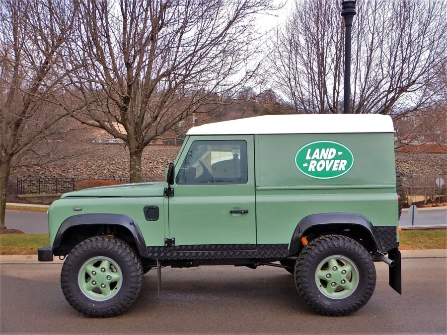 1987 Land Rover Defender 110 - Image 2 of 12