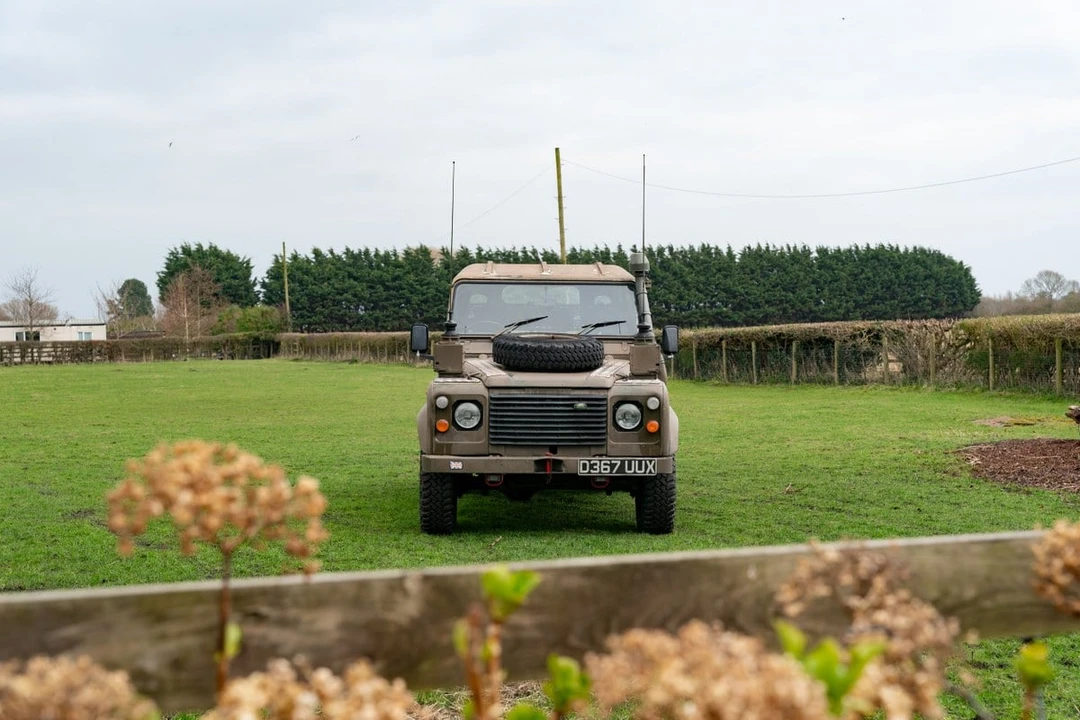 1987 Land Rover Defender 110 - Image 18 of 30