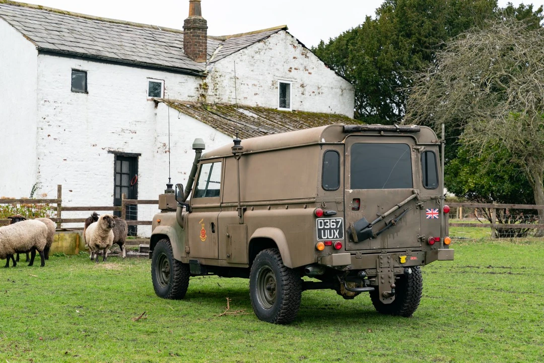 1987 Land Rover Defender 110 - Image 28 of 30