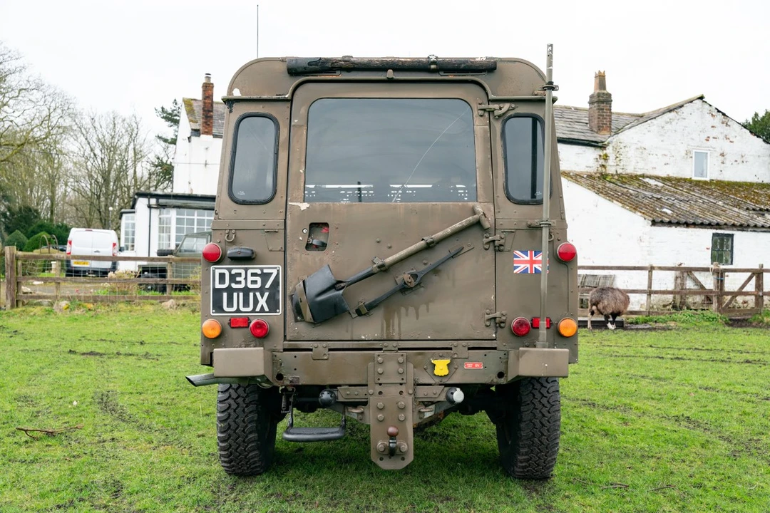1987 Land Rover Defender 110 - Image 20 of 30