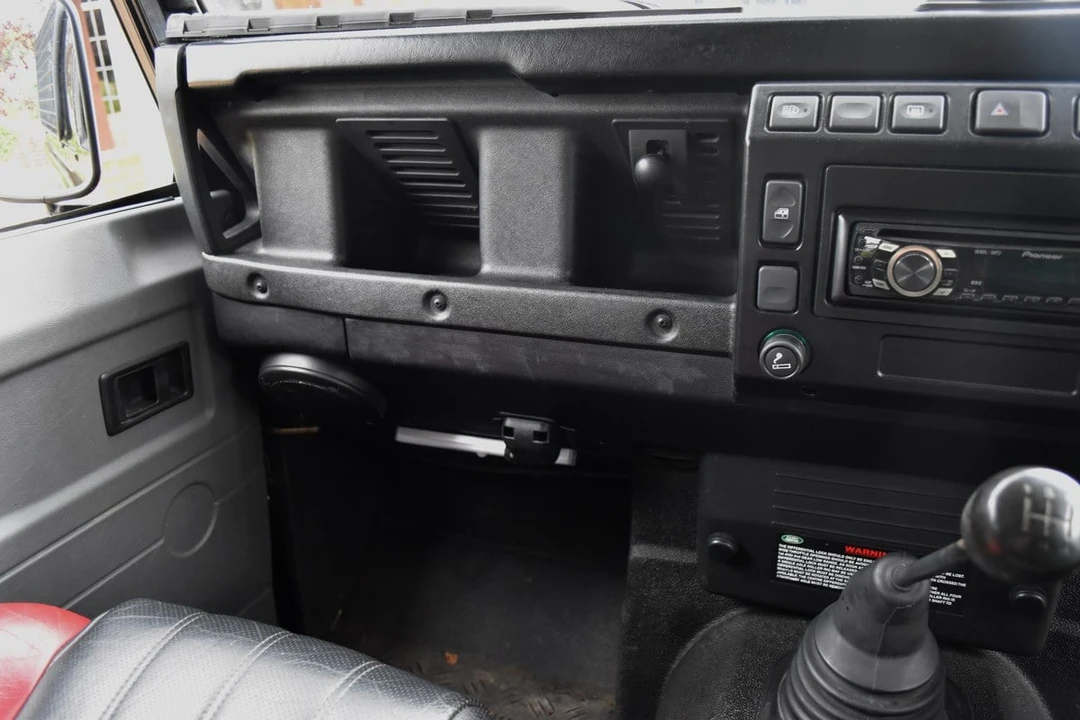 1987 Land Rover Defender 90 - Image 26 of 30