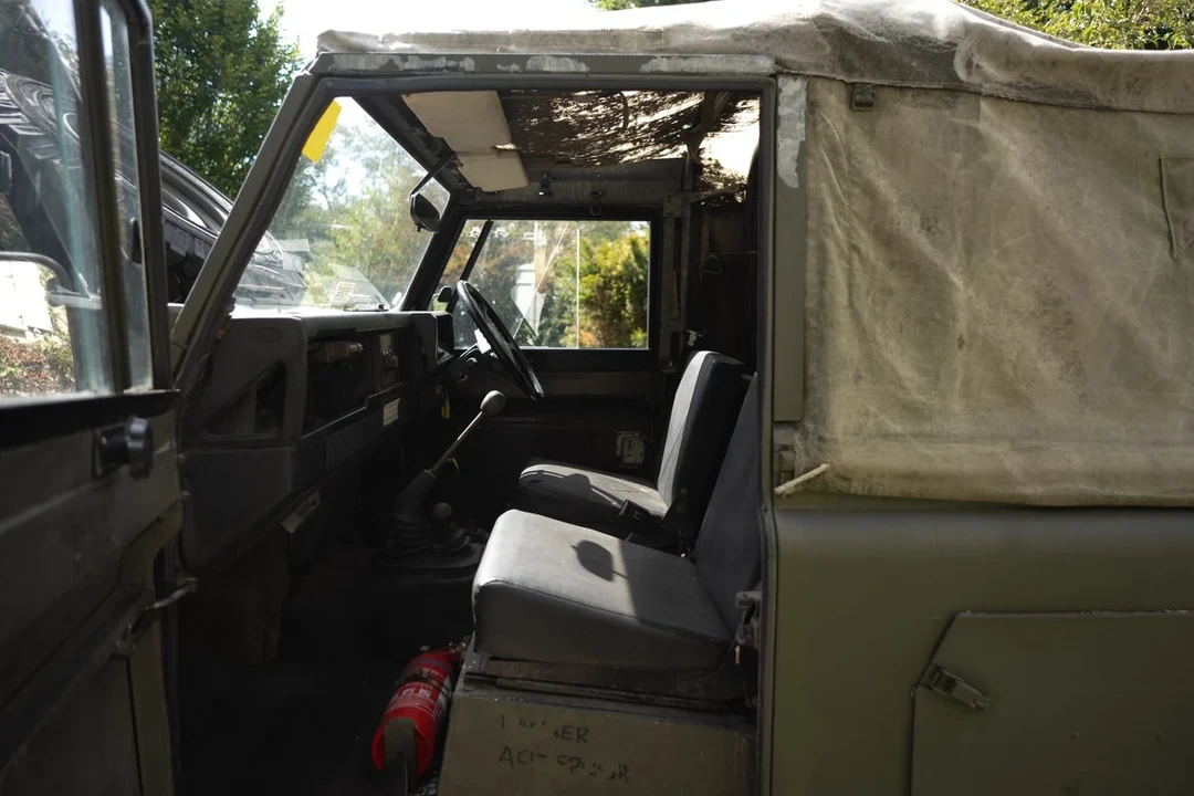 1987 Land Rover Defender 110 - Image 15 of 30