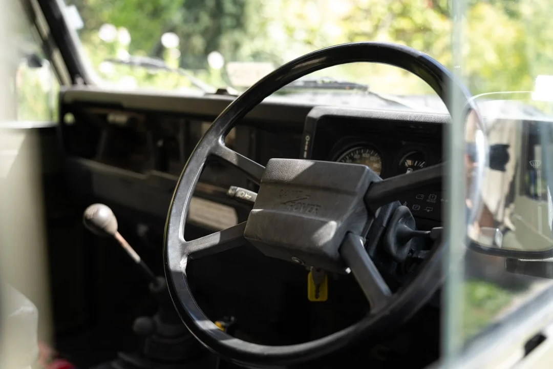 1987 Land Rover Defender 110 - Image 8 of 30