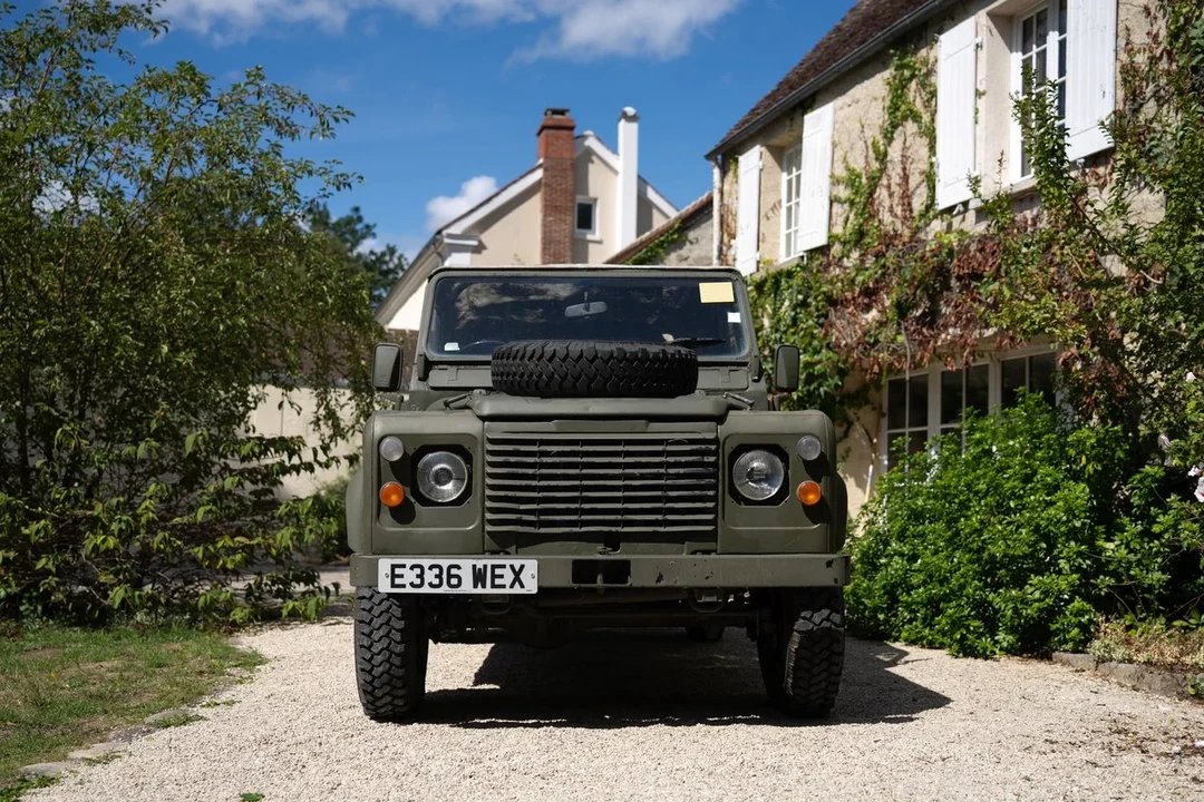 1987 Land Rover Defender 110 - Image 4 of 30