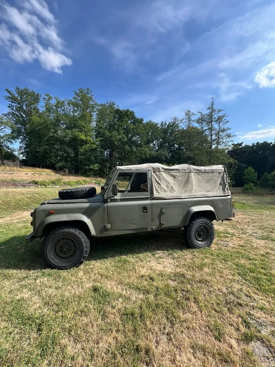 1987 Land Rover Defender 110 - Image 11 of 31