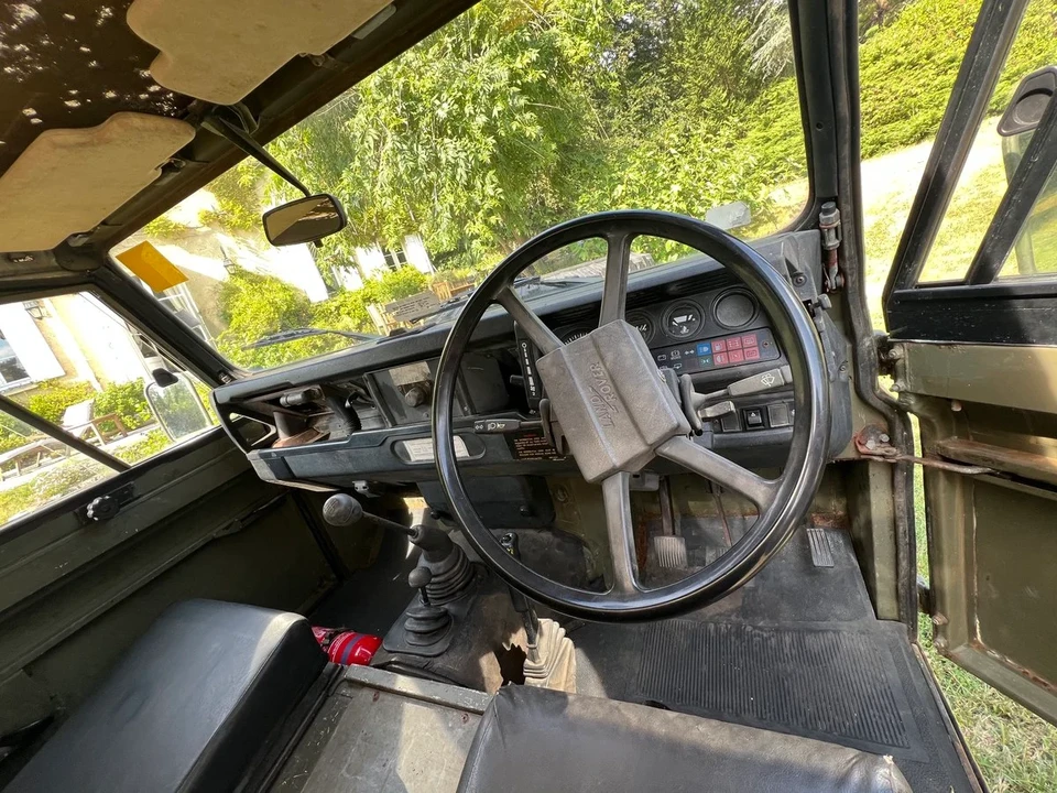 1987 Land Rover Defender 110 - Image 19 of 31