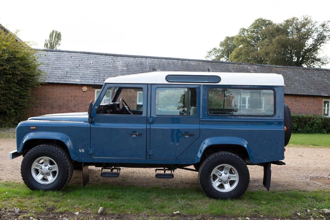 1987 Land Rover Defender 110 - Image 8 of 30