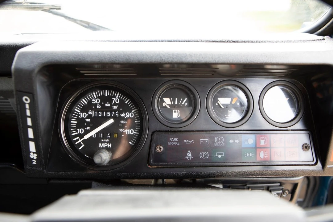 1987 Land Rover Defender 110 - Image 29 of 30