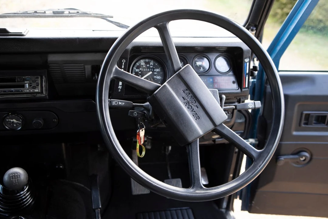 1987 Land Rover Defender 110 - Image 24 of 30