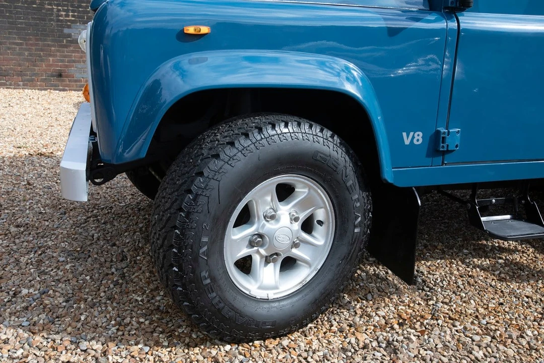 1987 Land Rover Defender 110 - Image 20 of 30