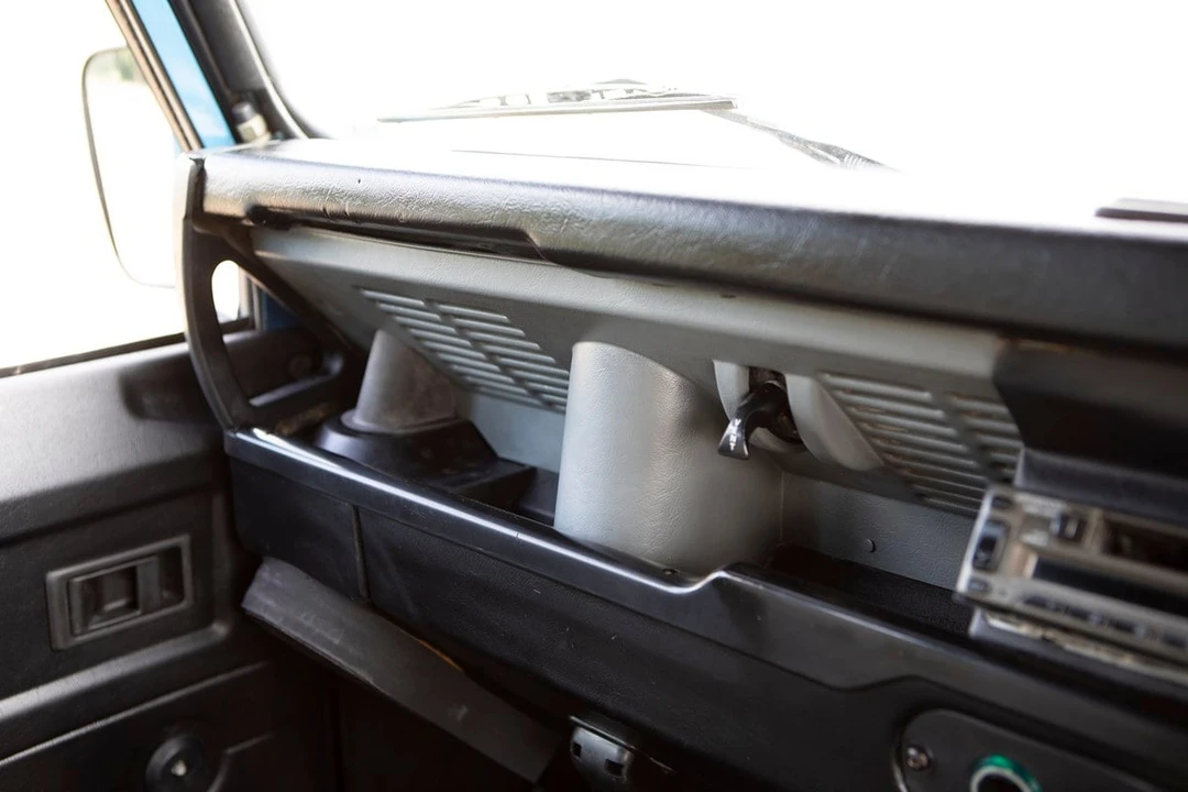 1987 Land Rover Defender 110 - Image 30 of 30