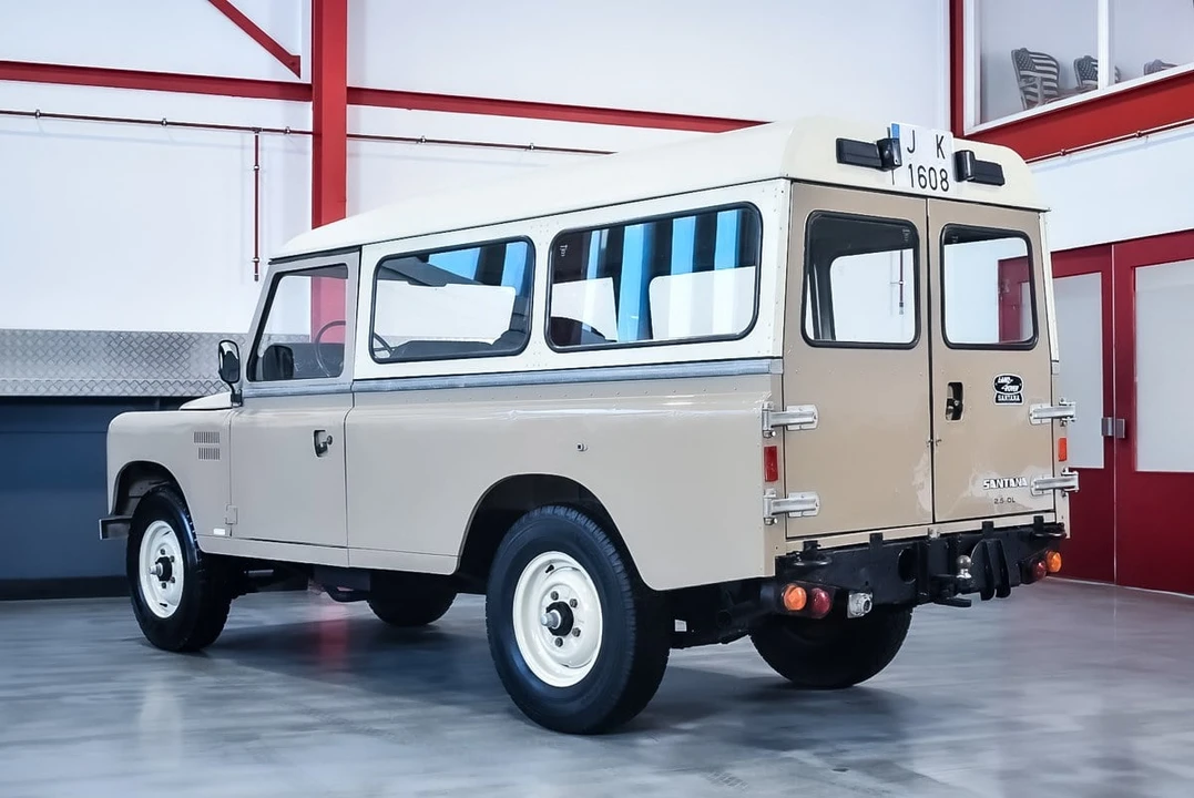 1987 Land Rover Defender - Image 16 of 30
