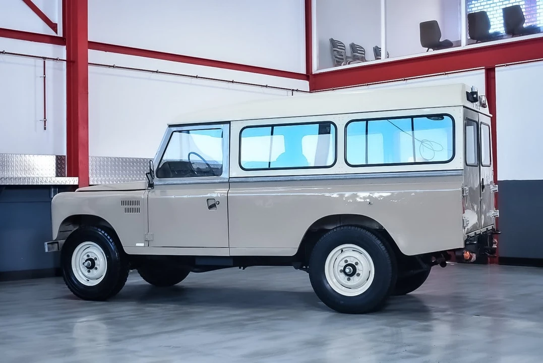 1987 Land Rover Defender - Image 17 of 30