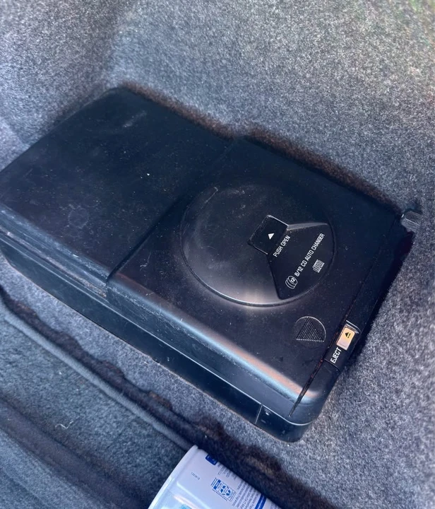 1987 Lexus SC - Image 6 of 20