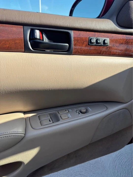 1987 Lexus SC - Image 9 of 20