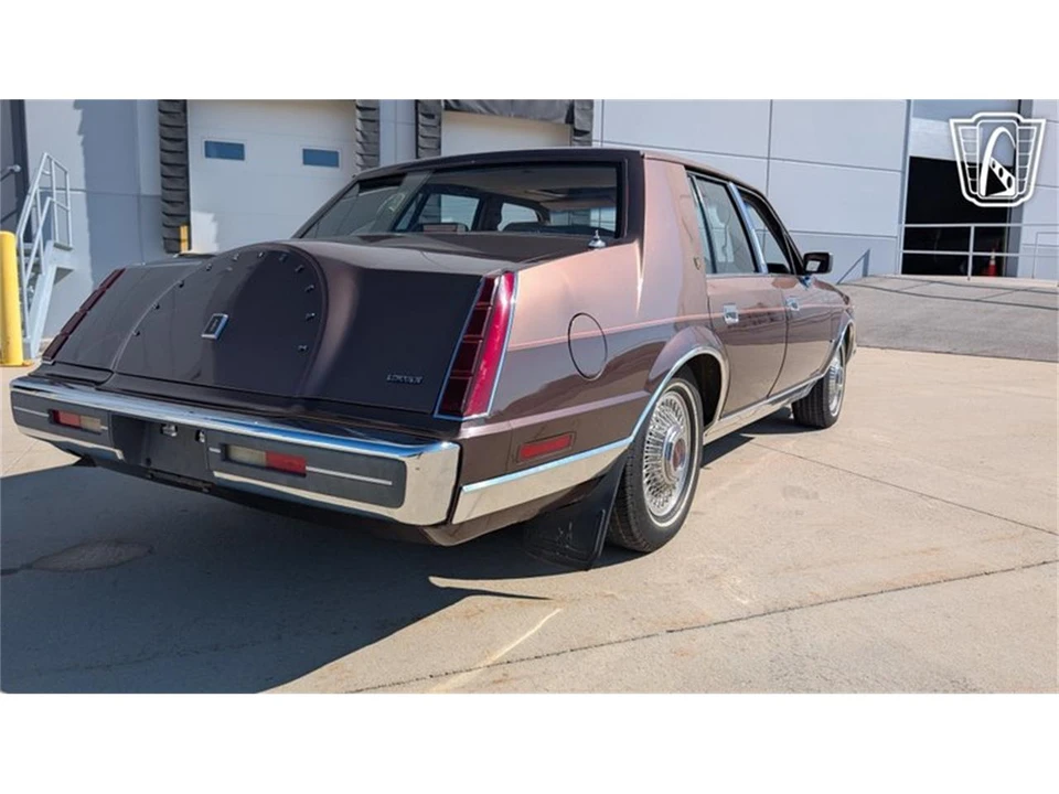 1987 Lincoln Continental 7th Gen - Image 16 of 31