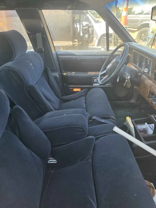 1987 Lincoln Continental 7th Gen - Image 5 of 9