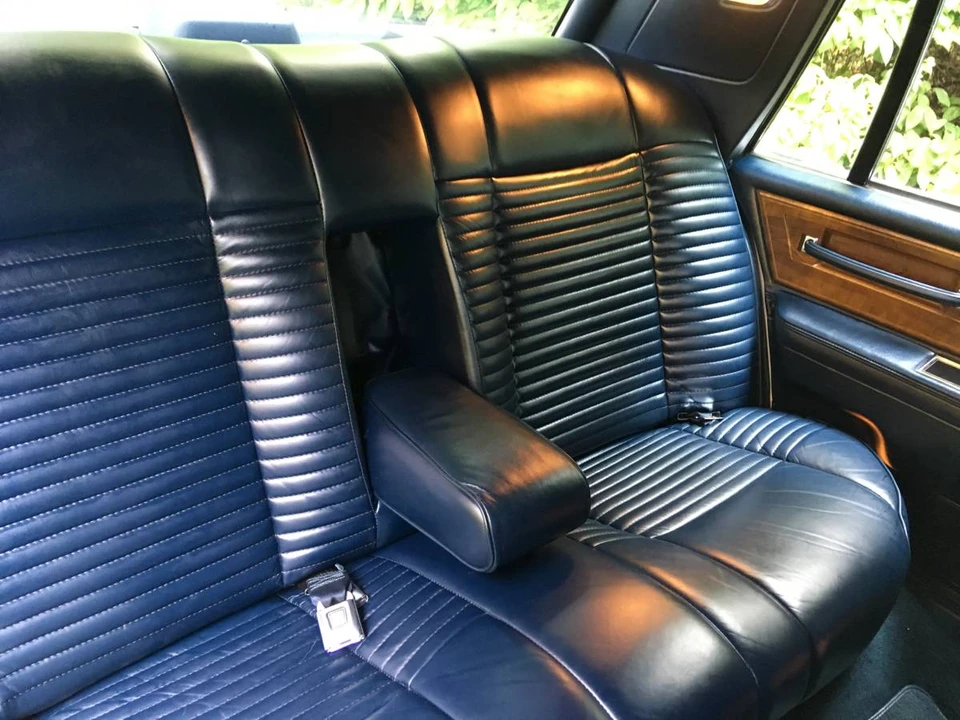 1987 Lincoln Continental 7th Gen - Image 7 of 11