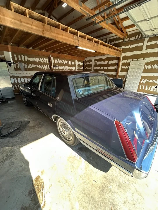 1987 Lincoln Continental 7th Gen - Image 5 of 20