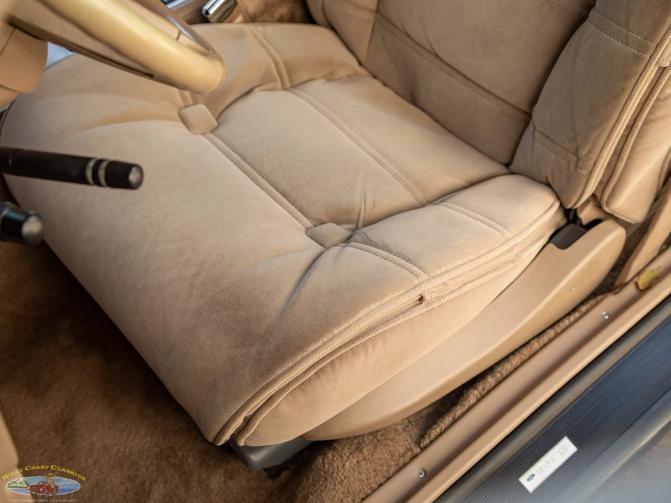 1987 Lincoln Continental Mark VII - Image 29 of 31