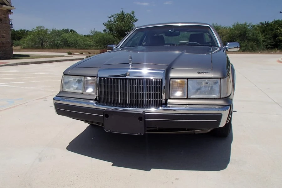 1987 Lincoln Continental Mark VII - Image 4 of 5