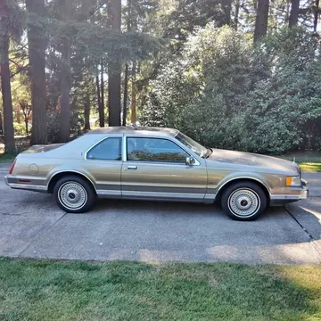 1987 Lincoln Mark VII Bill Blass Designer 2D